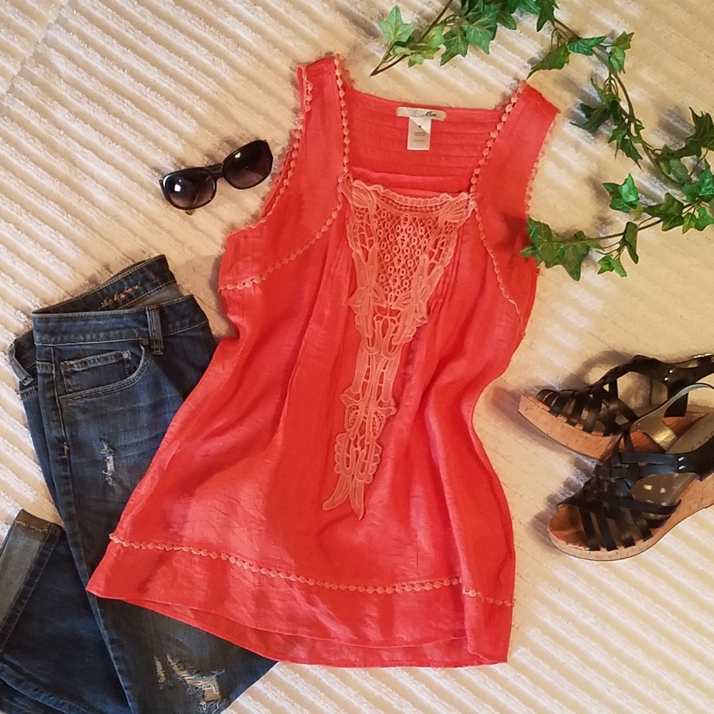 {Moa USA} Orange Top